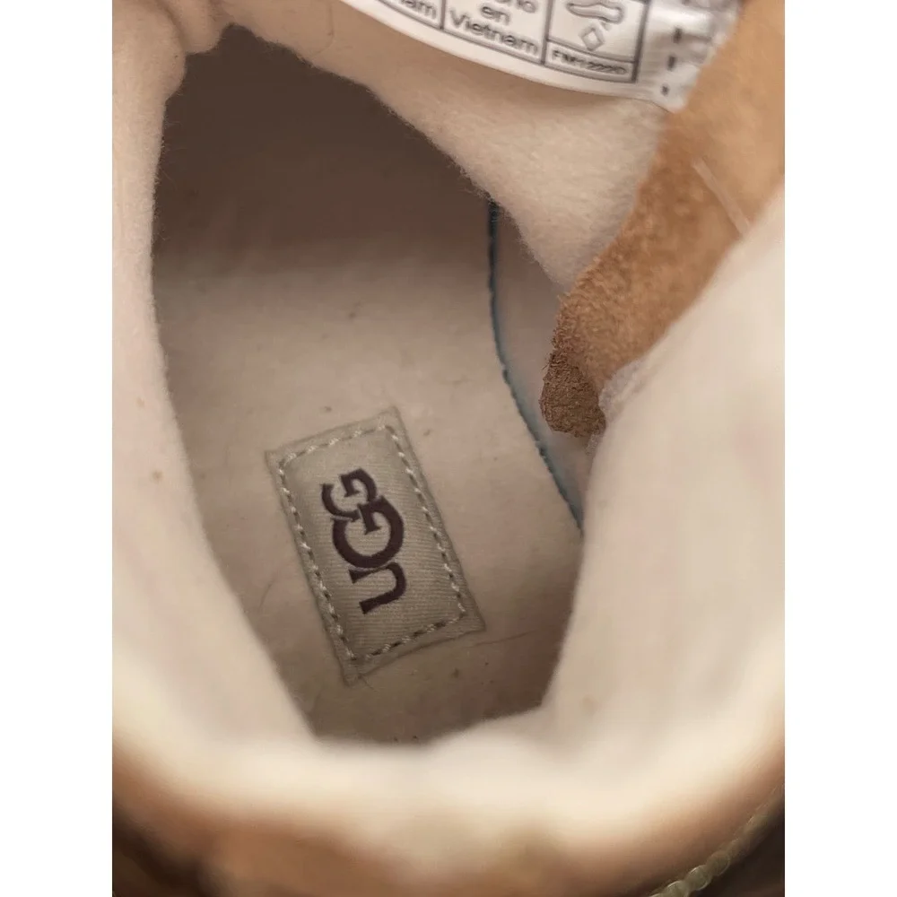 UGG Keelan‎ Starry Night Toddler Boots tan Suede Metallic Bows 1115833T Size 7